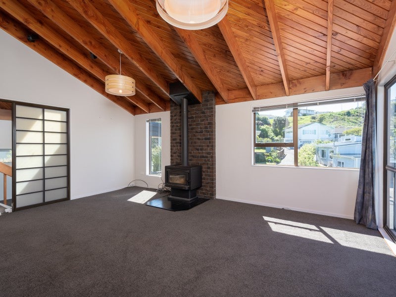 12 Atlanta Grove, Brooklyn, Wellington - Carousel 2