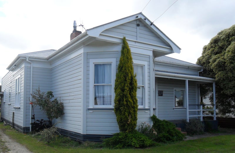 17 Talbot Street, Whanganui East, Whanganui - Carousel 2
