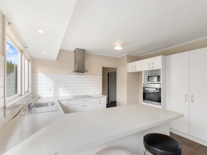 102 New Renwick Road, Burleigh, Blenheim - Carousel 2