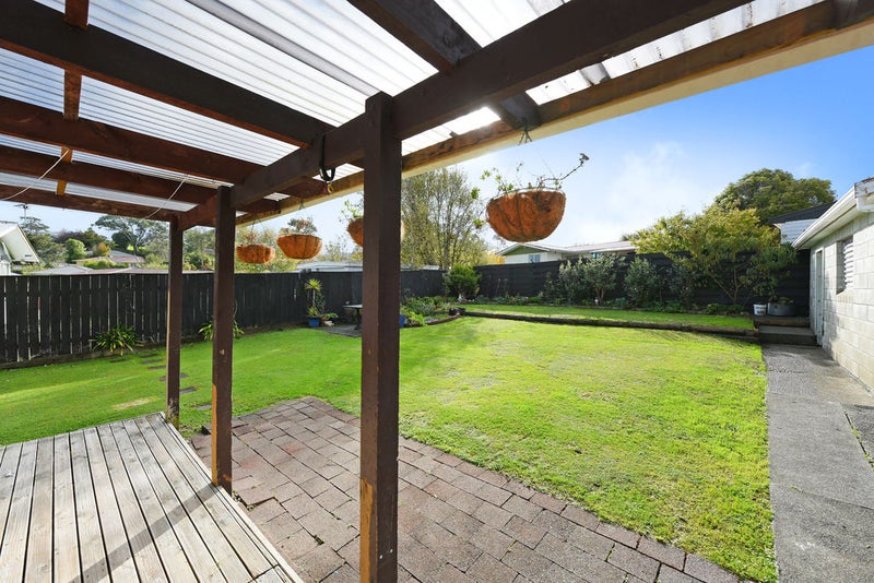 71 Norana Road, Timberlea, Upper Hutt - Carousel 2