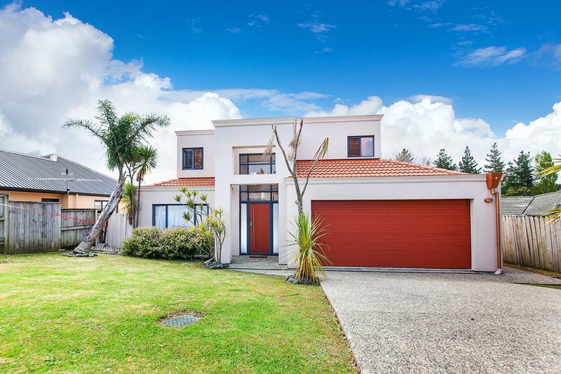 6 Berkshire Terrace, Massey, Auckland - Carousel 21