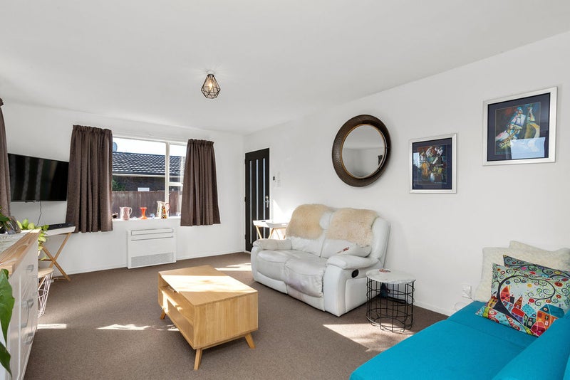 1/8 Ashwood Street, Parklands, Christchurch - Carousel 2