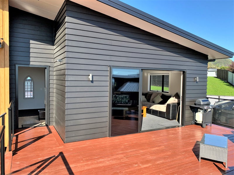 15 Pohutukawa Place, Pohara - Carousel 2