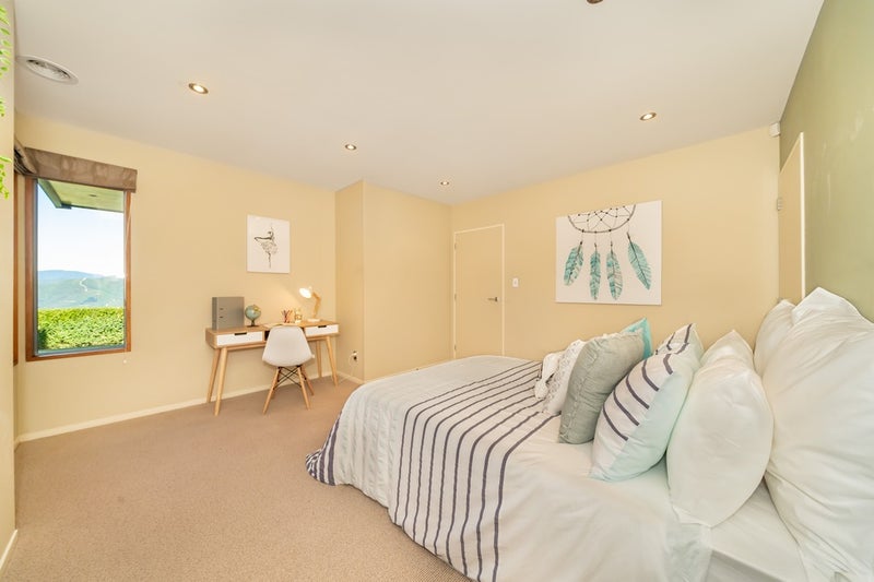 24 Arahiwi Grove, Tirohanga, Lower Hutt - Carousel 22