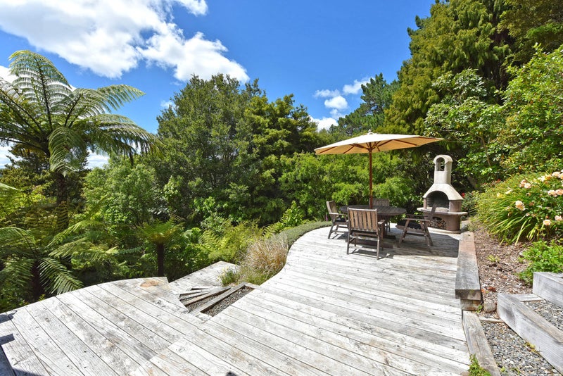 128 Wyndham Road, Pinehaven, Upper Hutt - Carousel 25