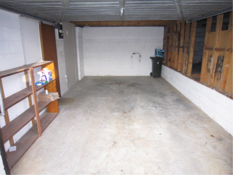 2/29 Owairaka Avenue, Owairaka, Auckland - Carousel 11