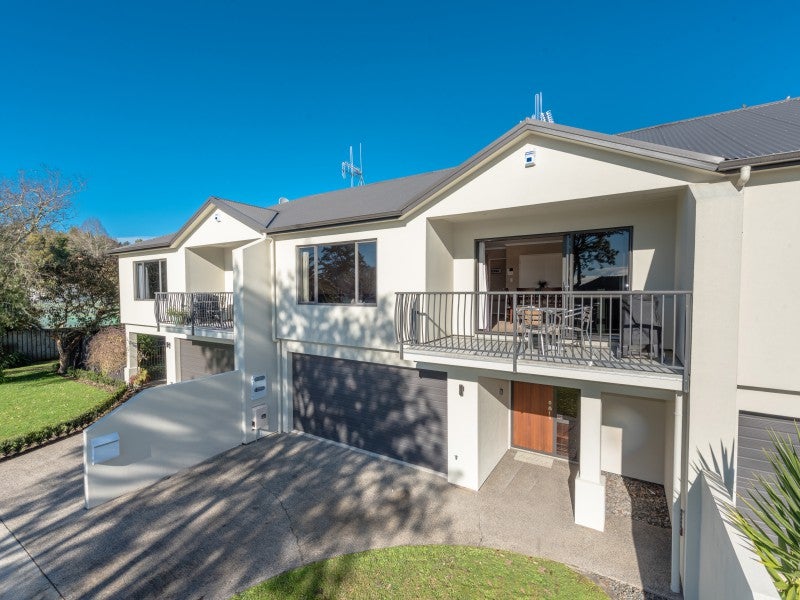 2/42 Enderley Avenue, Enderley, Hamilton - Carousel 1