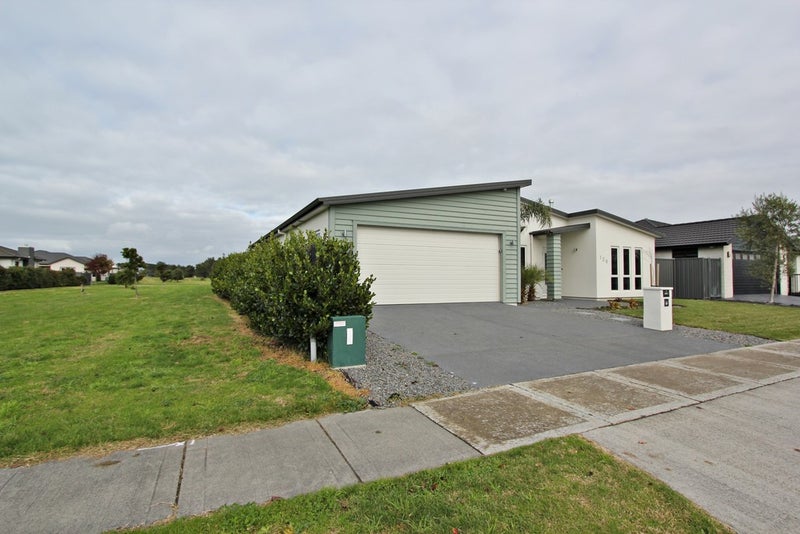 120 Squire Drive, Awatoto, Napier - Carousel 12