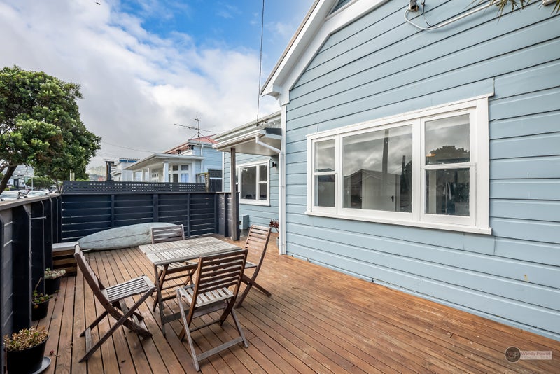 8 Cuba Street, Petone, Lower Hutt - Carousel 18