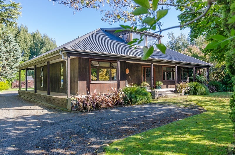 233 State Highway 2, Masterton - Carousel 1