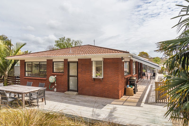 A/48 The Circle, Manly, Whangaparaoa - Carousel 2