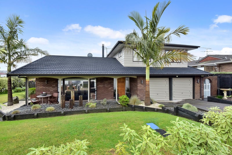 2/2 Fieldstone Court, Northpark, Auckland - Carousel 1