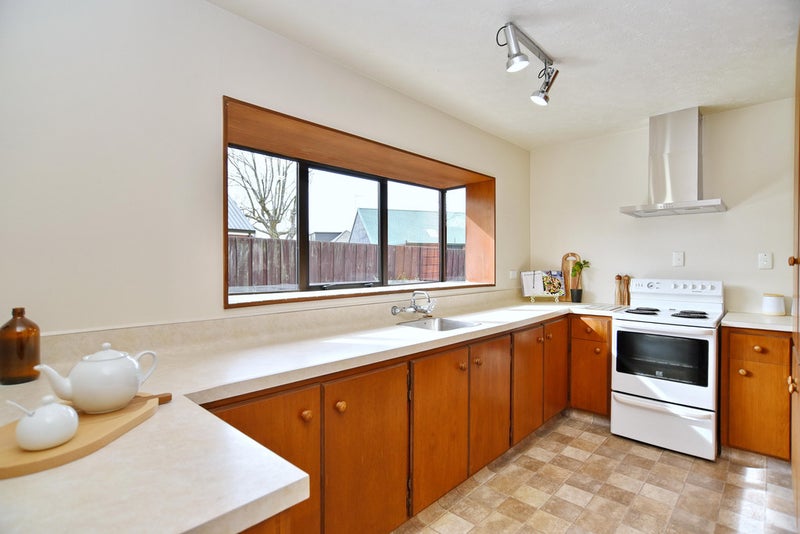 2/5 Glenburn Place, Avonhead, Christchurch - Carousel 2