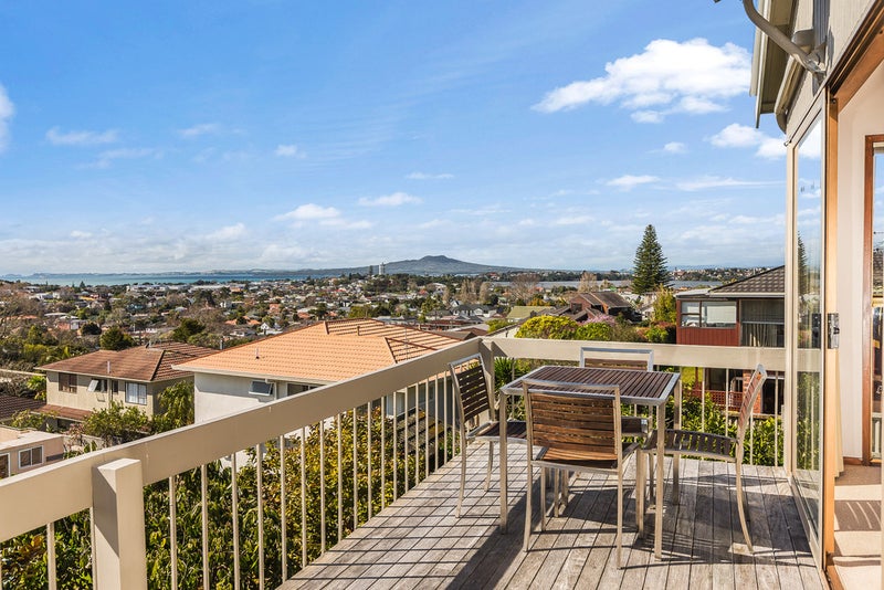 37A Belmont Terrace, Milford, Auckland - Carousel 24