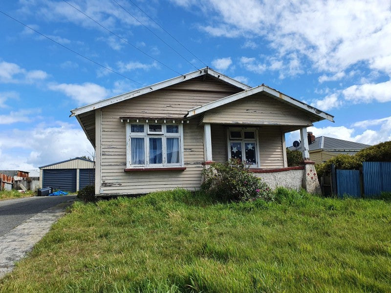 18 Blake Street, Blaketown, Greymouth - Carousel 1