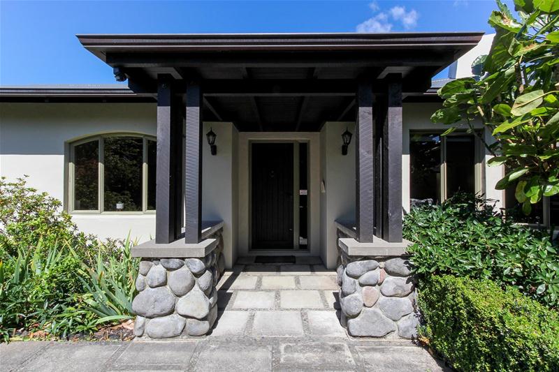 30 Shelter Grove, Frankleigh Park, New Plymouth - Carousel 2