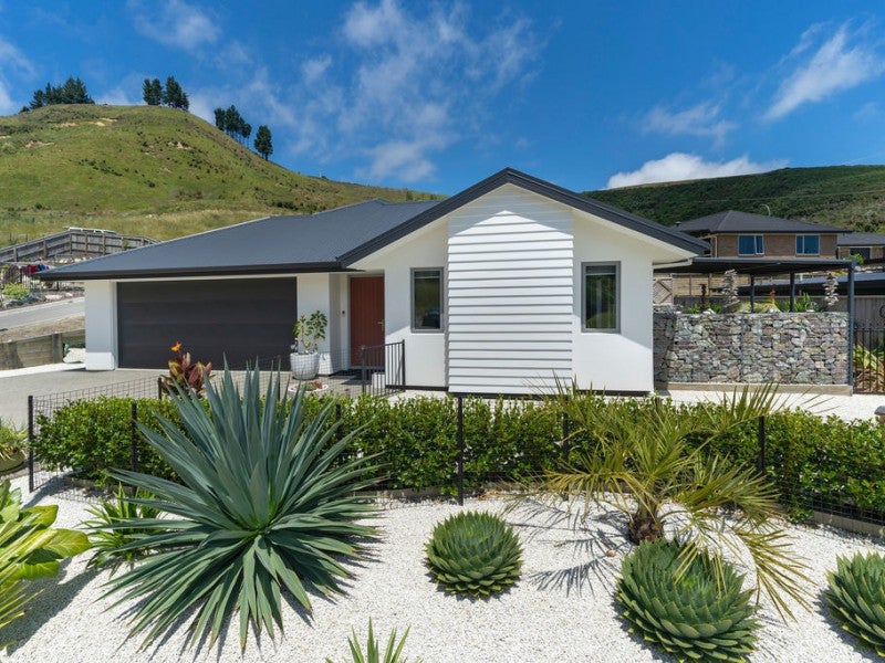14 Devenish Place, Atawhai, Nelson - Carousel 1