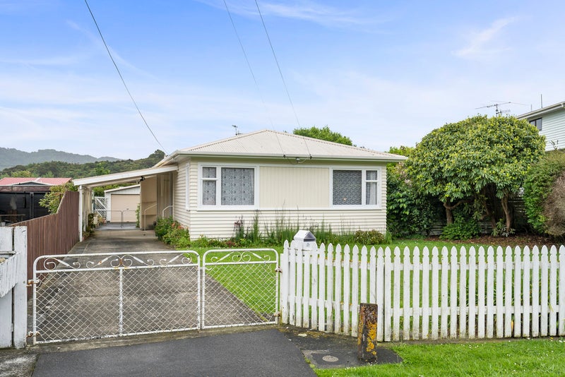 9 Miles Crescent, Wainuiomata, Lower Hutt - Carousel 2