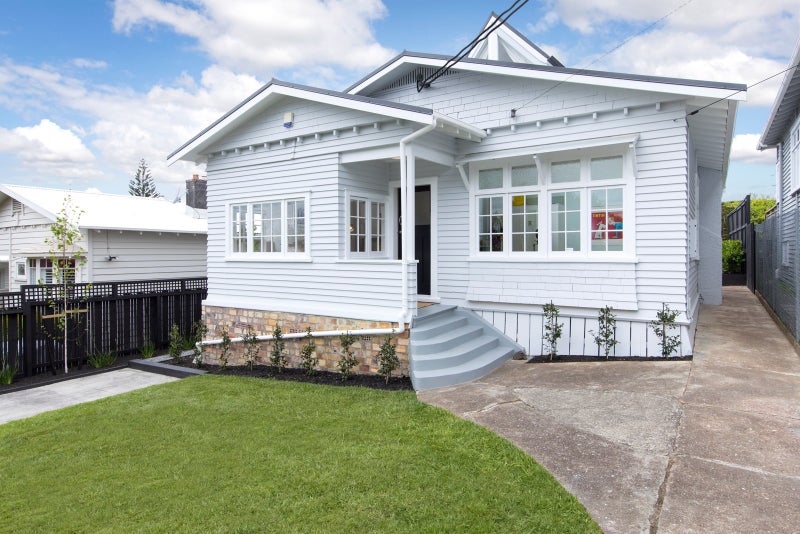 45 Cumberland Avenue, Westmere, Auckland - Carousel 1