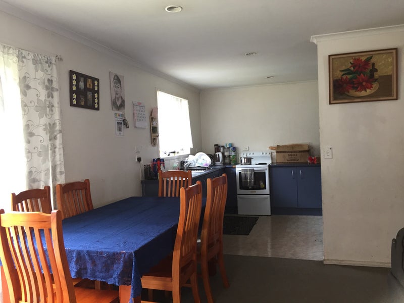 31 Tidal Road, Mangere, Auckland - Carousel 2