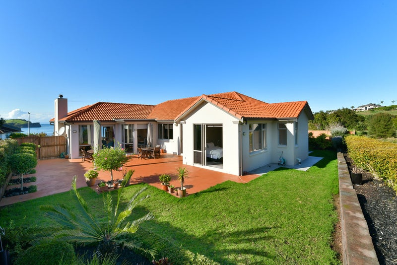 82 Island View Drive, Gulf Harbour, Whangaparaoa - Carousel 1