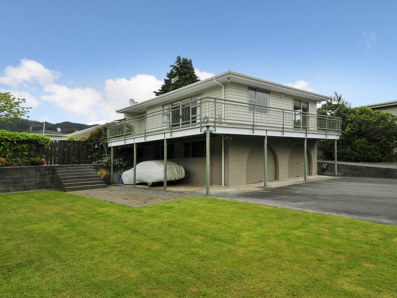 22 Kairimu Street, Stokes Valley, Lower Hutt - Carousel 1