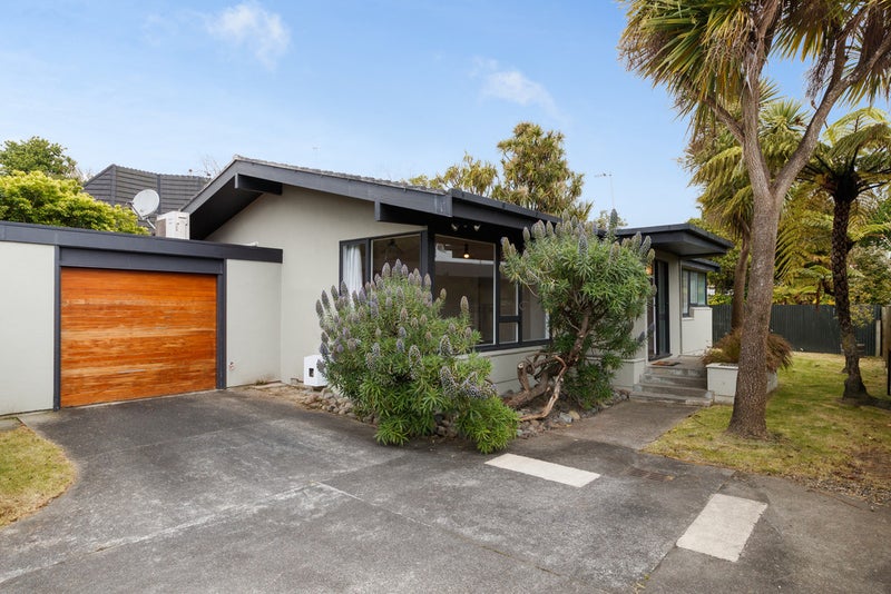 26B Ihaka Street, Hokowhitu, Palmerston North - Carousel 1