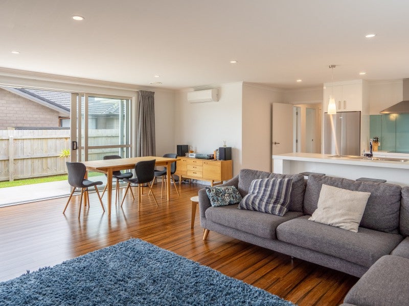 9 Mahia Lane, Waikanae - Carousel 2