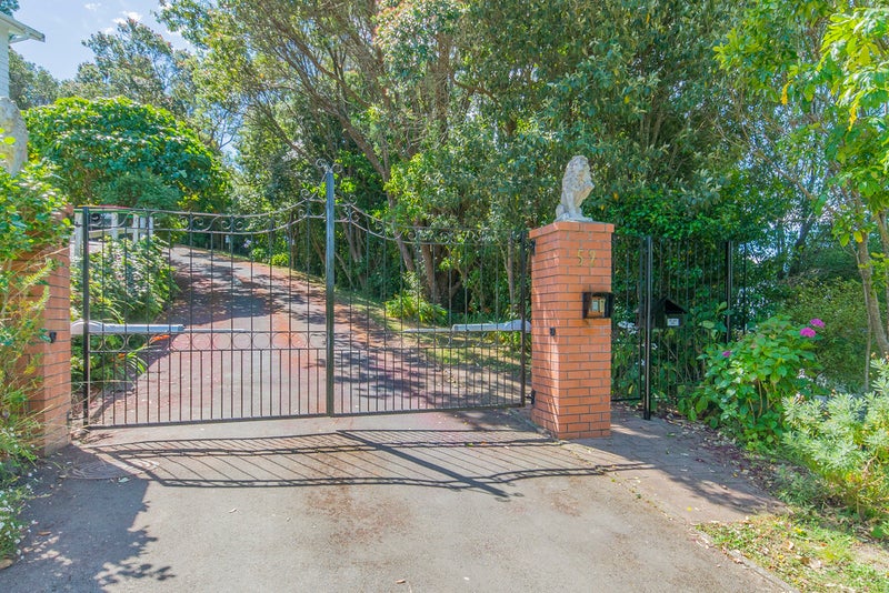 52 Sunrise Boulevard, Tawa, Wellington - Carousel 20