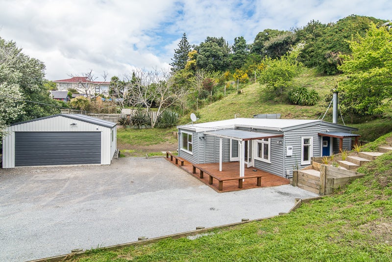 97 Renown Road, Raumati South, Paraparaumu - Carousel 1