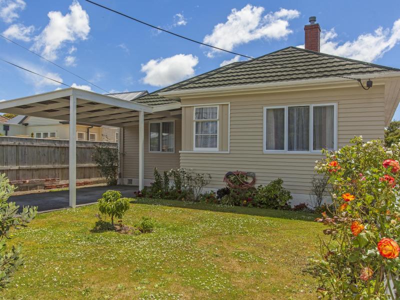 2/35 Waiwhetu Road, Waiwhetu, Lower Hutt - Carousel 2