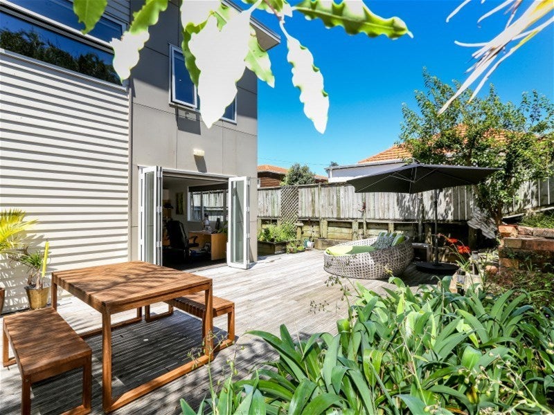 30 Birdwood Avenue, Moturoa, New Plymouth - Carousel 2