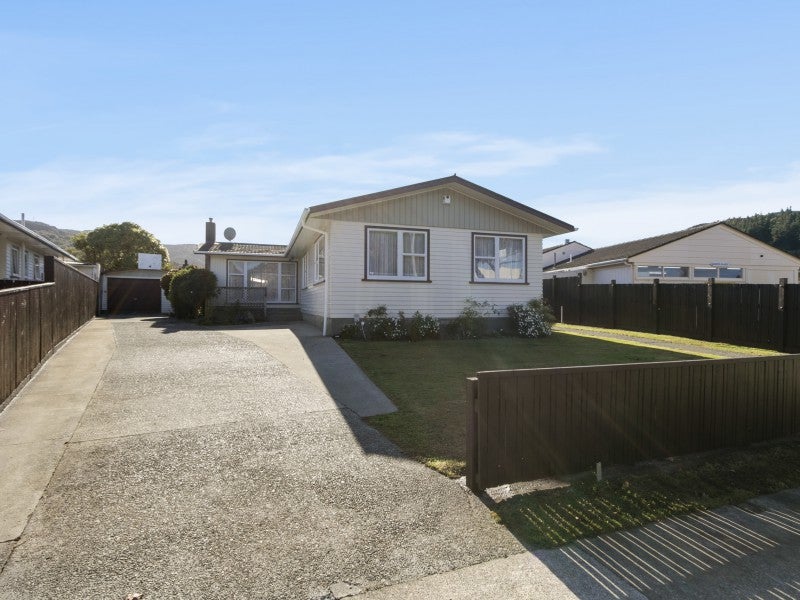 57 Parkway, Wainuiomata, Lower Hutt - Carousel 20