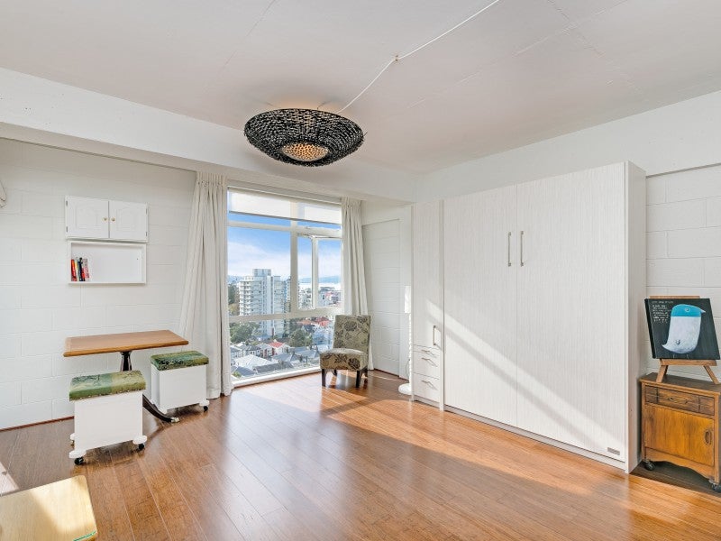 2A/20 Maarama Crescent, Aro Valley, Wellington - Carousel 2