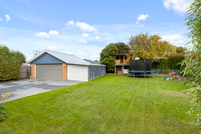 7 Neave Place, Hillmorton, Christchurch - Carousel 2