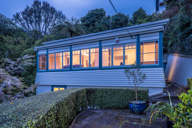 83 Todman Street, Brooklyn, Wellington - Carousel 1