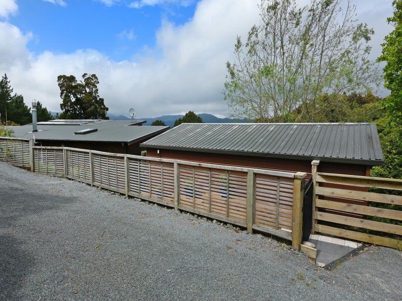 0 Avro Road, Blue Mountains, Upper Hutt - Carousel 21