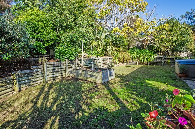 3 Cyclades Place, Shelly Park, Auckland - Carousel 14