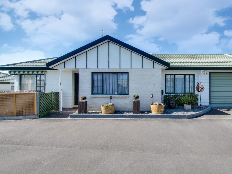 7/2A SPRIGGS CRES, GREENMEADOWS, NAPIER - Carousel 1