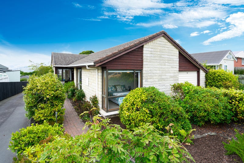 145A Kenmure Road, Kenmure, Dunedin - Carousel 1