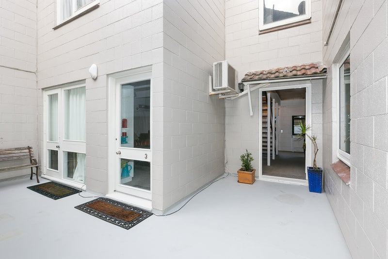 4 Stowe Hill, Thorndon, Wellington - Carousel 2