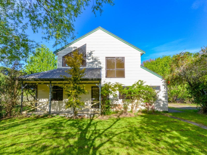 940 Waimarama Road, WAIMARAMA, HAVELOCK NORTH - Carousel 2