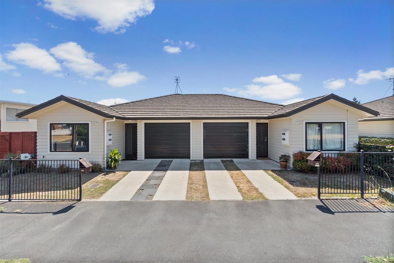 1/9 Albert Street, Hamilton East, Hamilton - Carousel 1