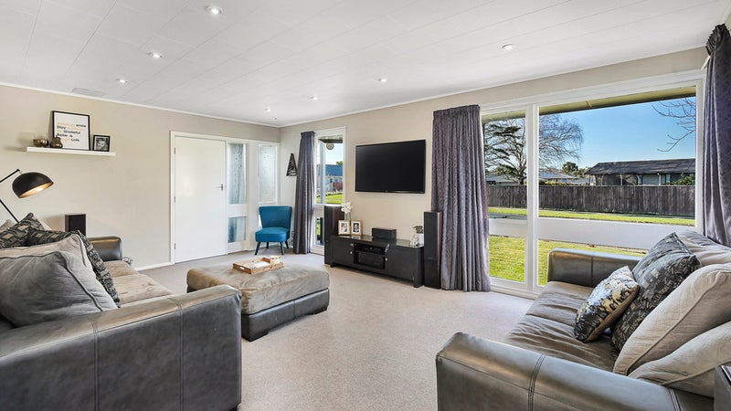 3 Harling Avenue, Hillmorton, Christchurch - Carousel 2