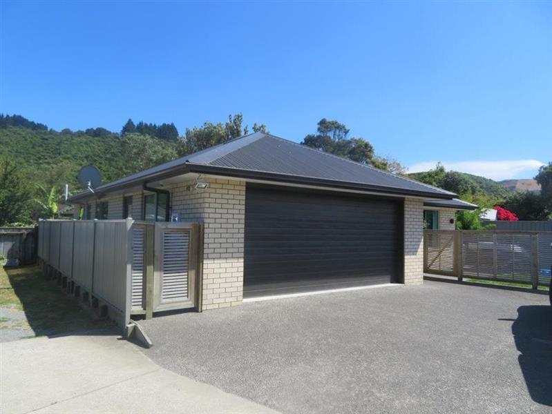27A Compton Crescent, Taita, Lower Hutt - Carousel 1