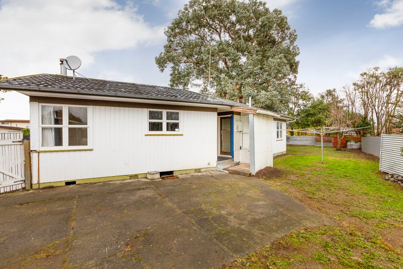 8 John F Kennedy Drive, Milson, Palmerston North - Carousel 9