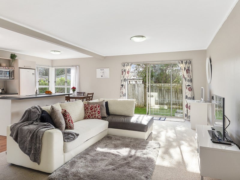 4/65 Rex Street, Miramar, Wellington - Carousel 1