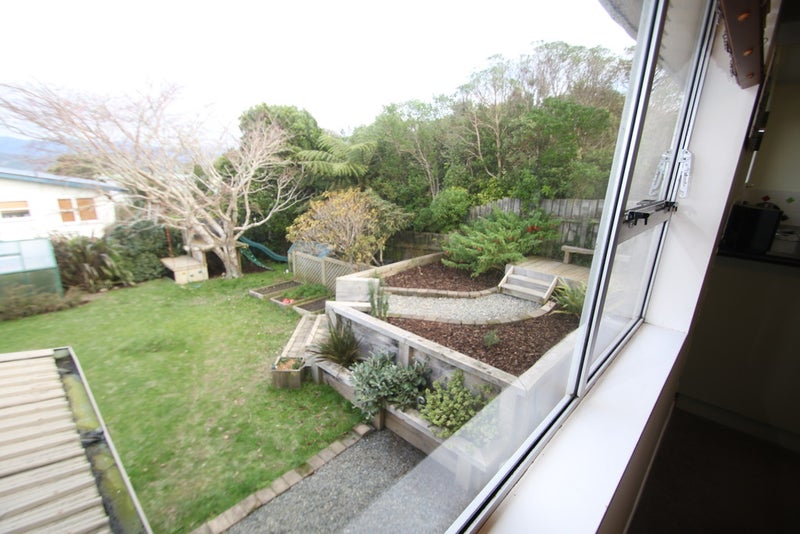 316 Maungaraki Road, Maungaraki, Lower Hutt - Carousel 1