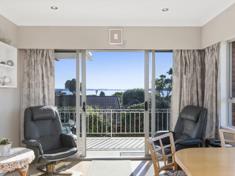 12 Kiriwai Place, Matua, Tauranga - Carousel 1