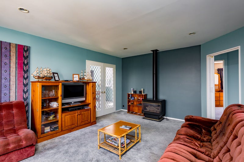2/37 Roydon Drive, Templeton, Christchurch - Carousel 2